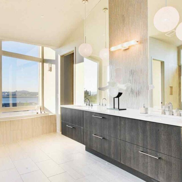 https://ilvillaggiodeipini.it/wp-content/uploads/2016/05/details-gallery-bedroom-2-640x640.jpg