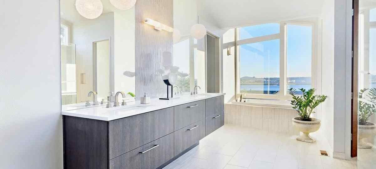 https://ilvillaggiodeipini.it/wp-content/uploads/2016/05/details-gallery-bedroom-5-1200x540.jpg