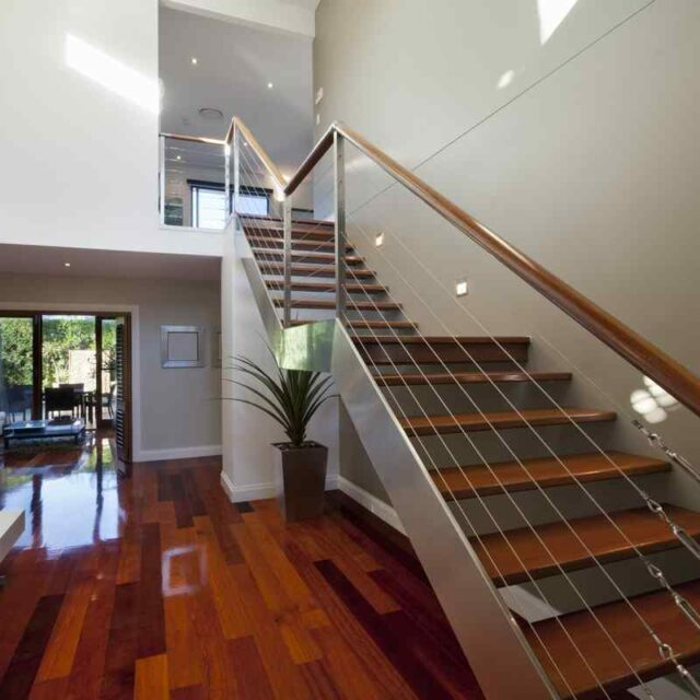 https://ilvillaggiodeipini.it/wp-content/uploads/2016/05/details-gallery-living-room-3-640x640.jpg