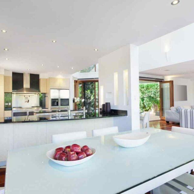 https://ilvillaggiodeipini.it/wp-content/uploads/2016/06/details-gallery-kitchen-2-640x640.jpg